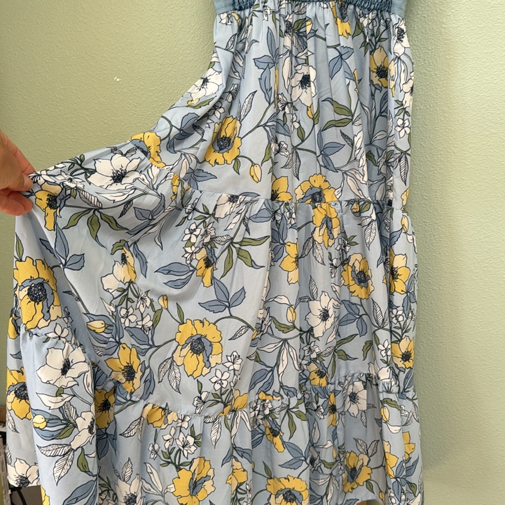 Light Blue tiered floral Summer Dress - Picture 3 of 4